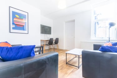6 bed house, Helmsley Road, Jesmond Vale, Newcastle, NE21RD - Image 1